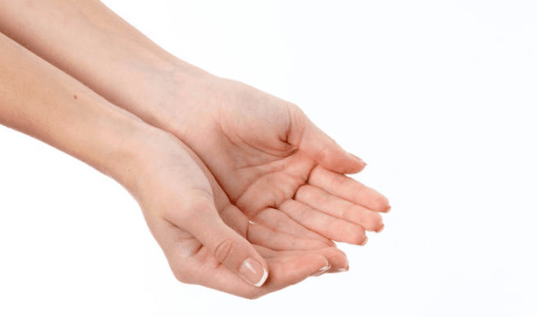 Remember the character 拿 using Chinese character mnemonics