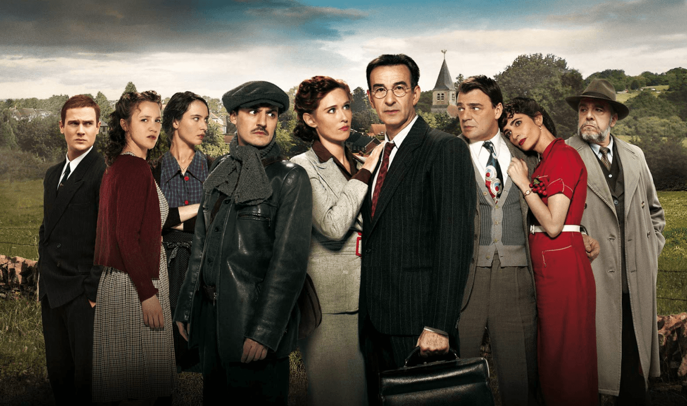 A screenshot from a historical French drama, Le Bazar de la Charité, that might be a good choice for learners looking to watch Netflix in French